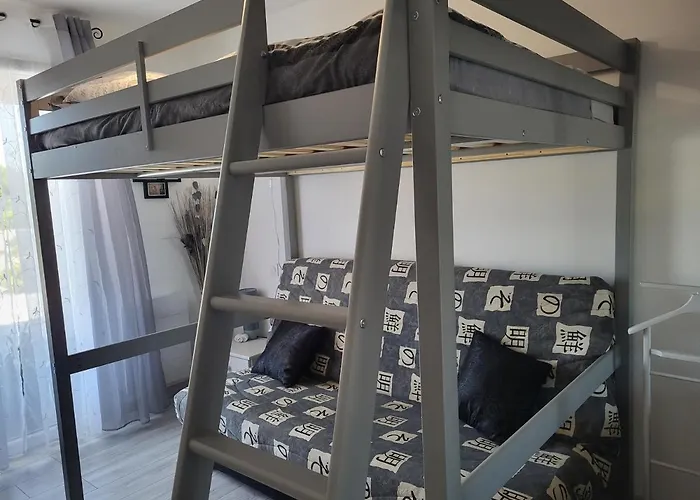 Quarto em Acomodações Particulares Chez Marie *